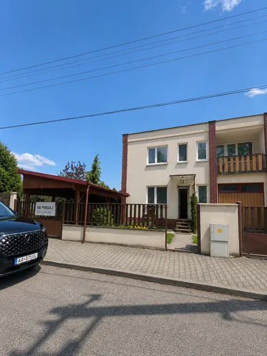 Na predaj dom, 236 m², Malacky, Sadová