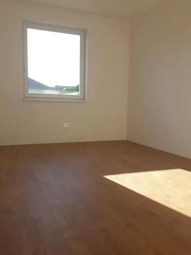 Na predaj 3-izbový byt, 80 m², Dunajská Streda, Dunajská