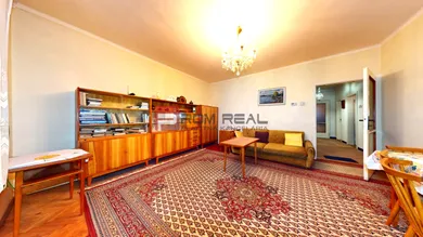 Na predaj 5-izbový dom, 145 m², Piešťany, Sadová