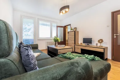 Na predaj 1-izbový byt, 29 m², Bratislava-Dúbravka, Sokolíkova