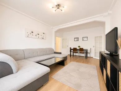 Na prenájom 3-izbový byt, 75 m², Bratislava-Ružinov, Svidnícka